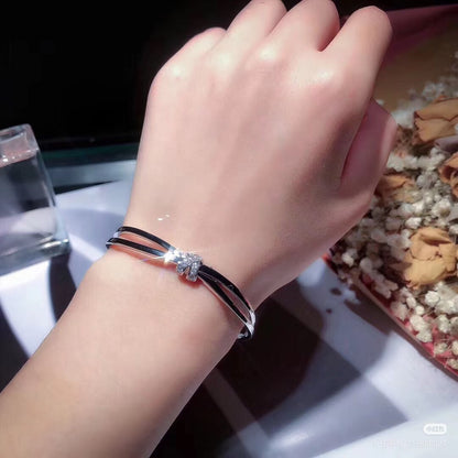 ¡®Veyra Jewelry¡¯Liens Séduction Bracelet | Diamond Twisted Knot Bangle