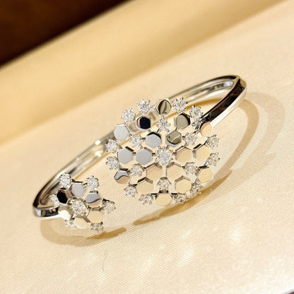 ¡®Veyra Jewelry¡¯ Honeycomb Diamond Open Bangle