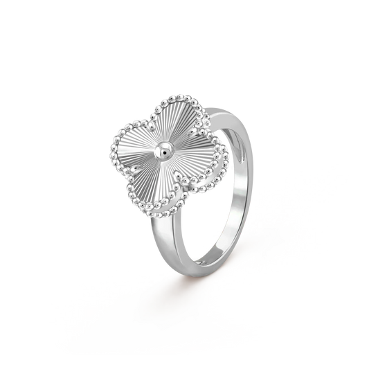 ¡®Veyra Jewelry¡¯CLOVER SILVER RING