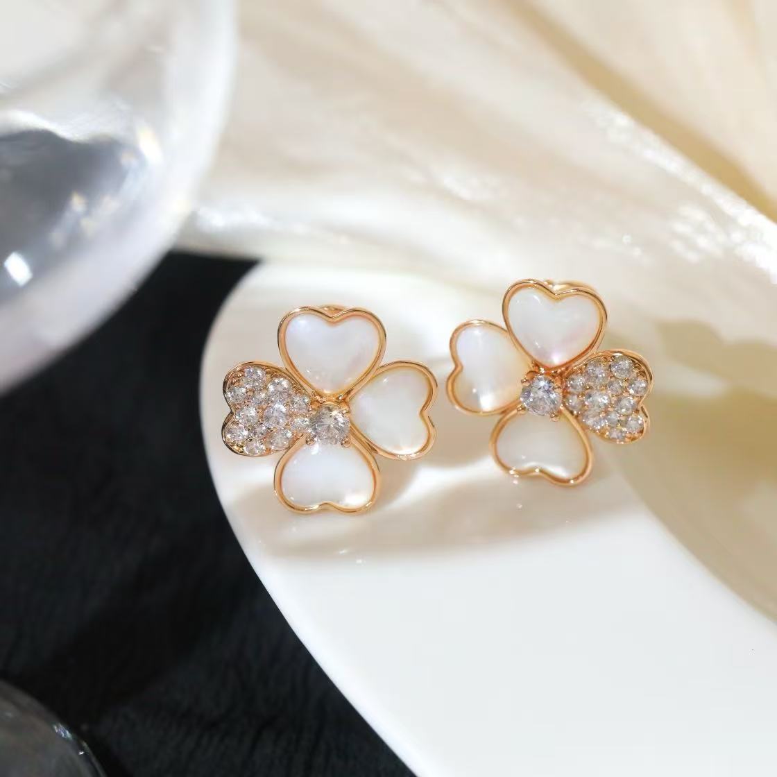 [Veyra Jewelry]FRIVOLE PINK GOLD FLOWER DIAMOND EARRINGS 2