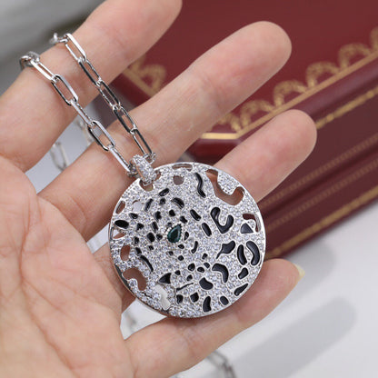 ¡®Veyra Jewelry¡¯Openwork Round Pendant Necklace