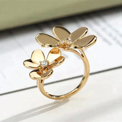 ¡®Veyra Jewelry¡¯CLOVER COMOS GOLD DIAMOND RING