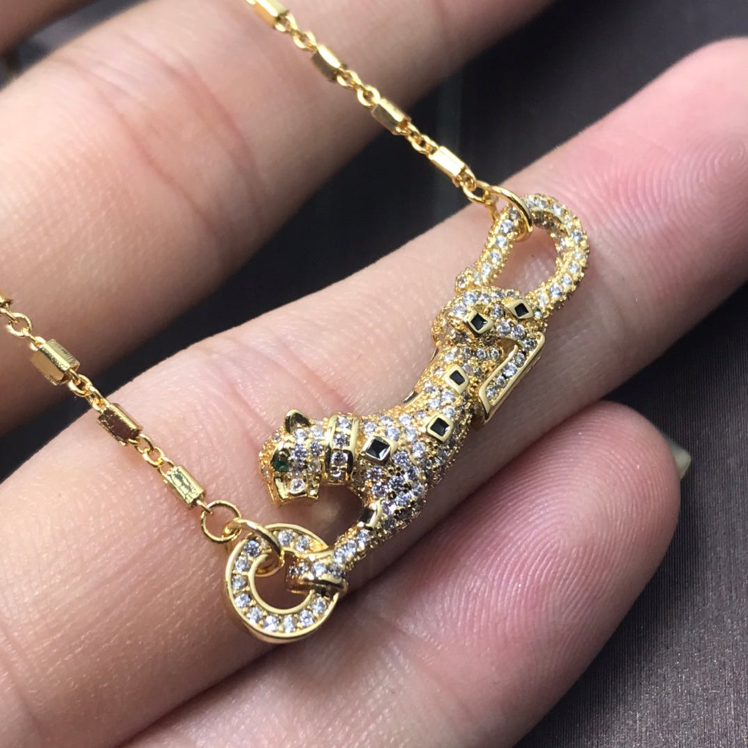 ¡®Veyra Jewelry¡¯Pave Panther Pendant Necklace