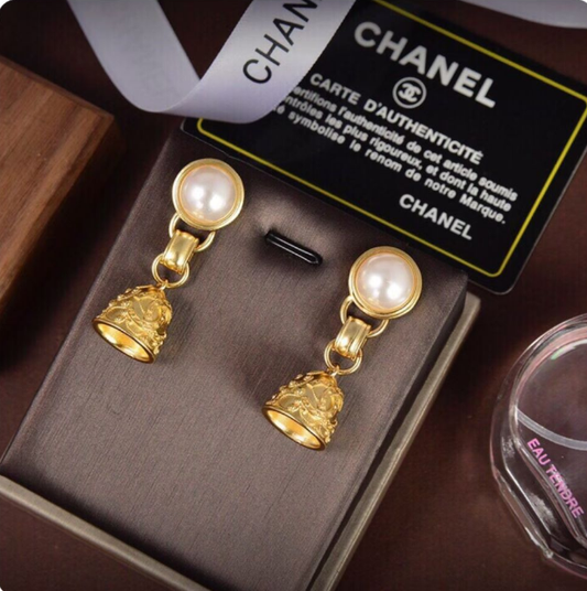 [Veyra Jewelry]Golden Chanel stud earrings