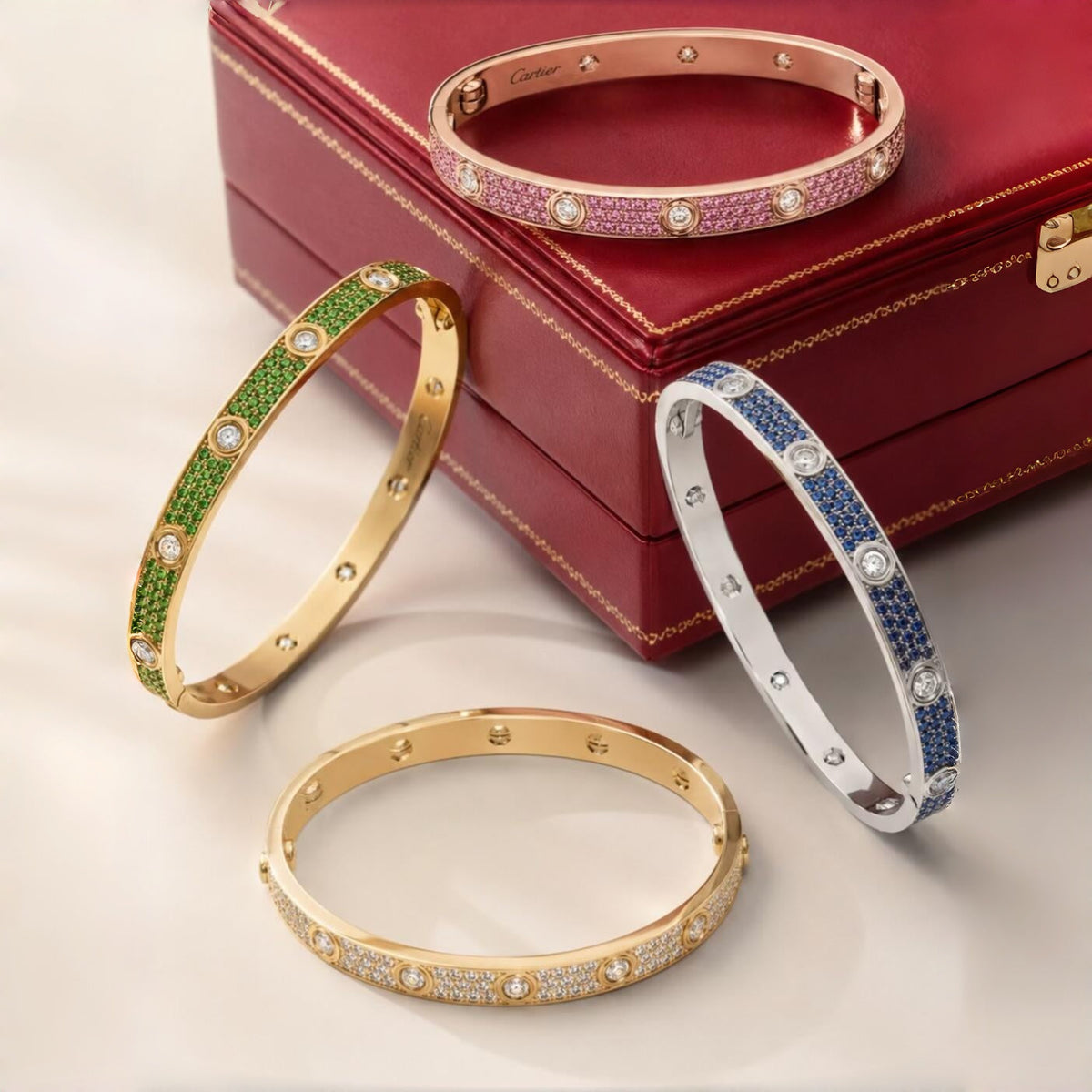 [Veyra Jewelry]2026 PAVE GEMSTONE LOVE BRACELET 6.1MM 10 DIAMONDS