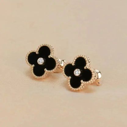 ¡®Veyra Jewelry¡¯CLOVER MEDIUM 1 MOTIFS ONYX DIAMOND EARRINGS