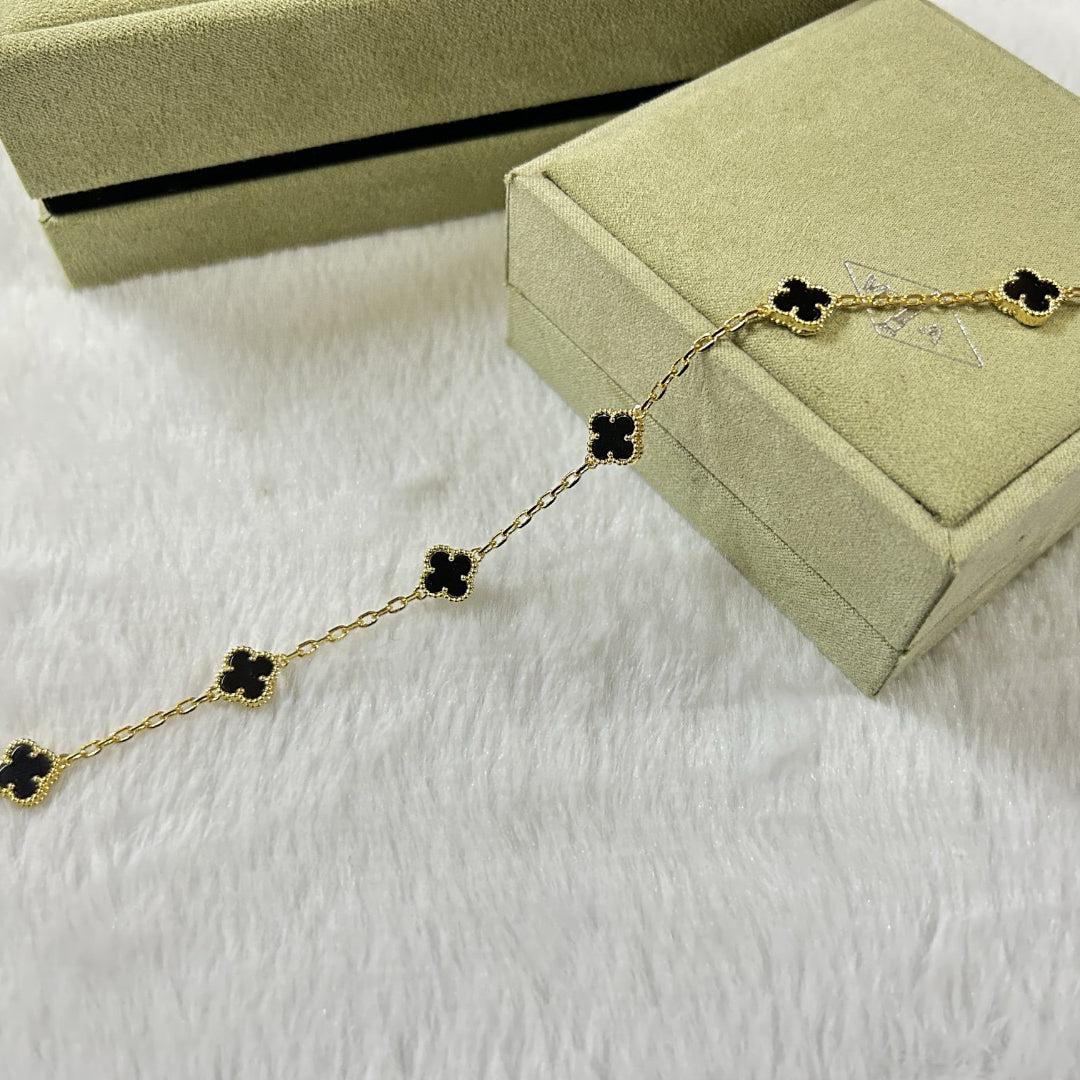 [¡®Veyra Jewelry¡¯]CLOVER 6 MOTIF  ONYXS BRACELET