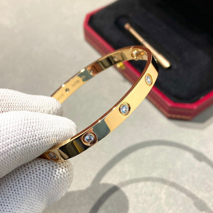 ¡®Veyra Jewelry¡¯LOVE BRACELET 6.1MM 10 DIAMONDS