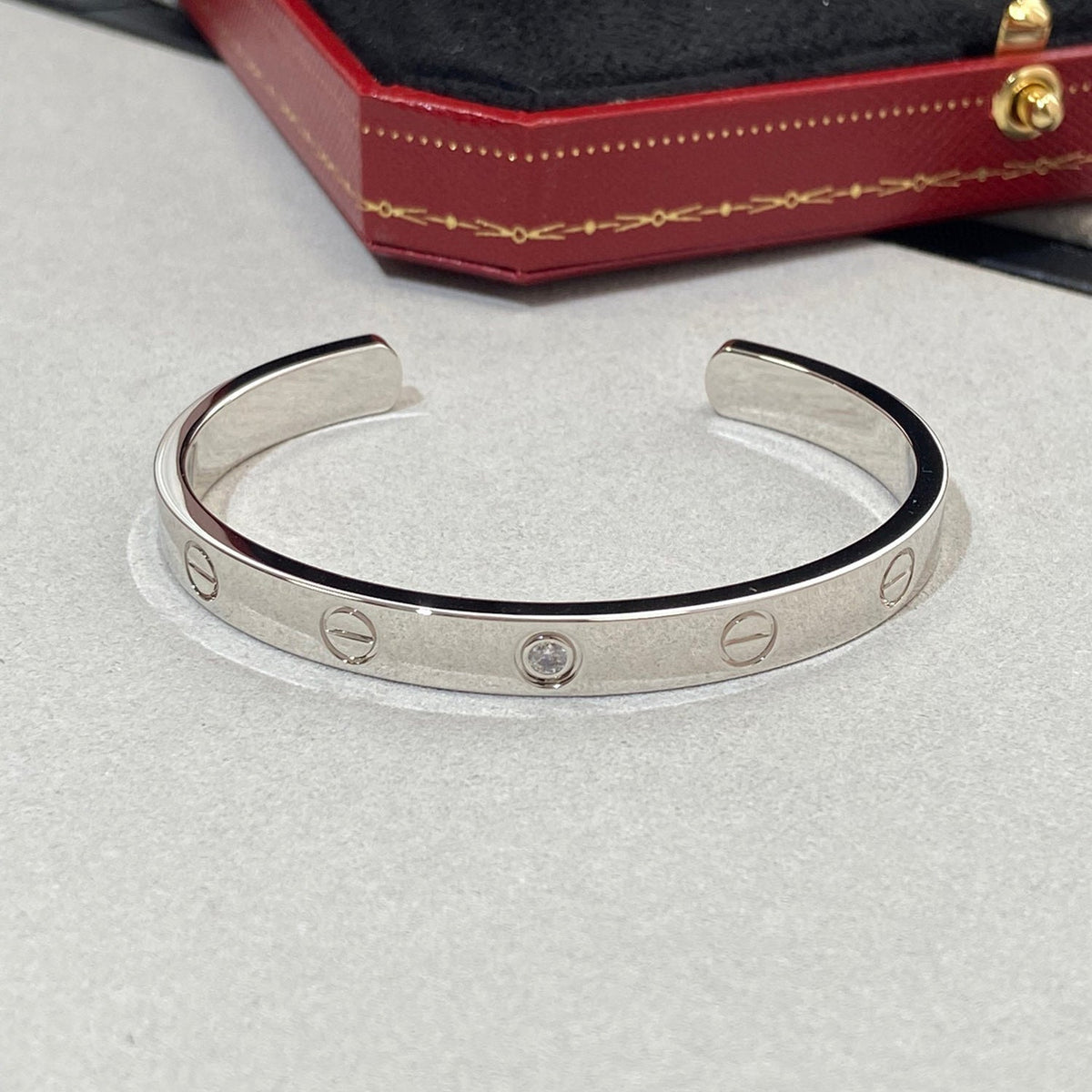 ¡®Veyra Jewelry¡¯LOVE BRACELET 6.1MM 1 DIAMOND OPEN CUFF