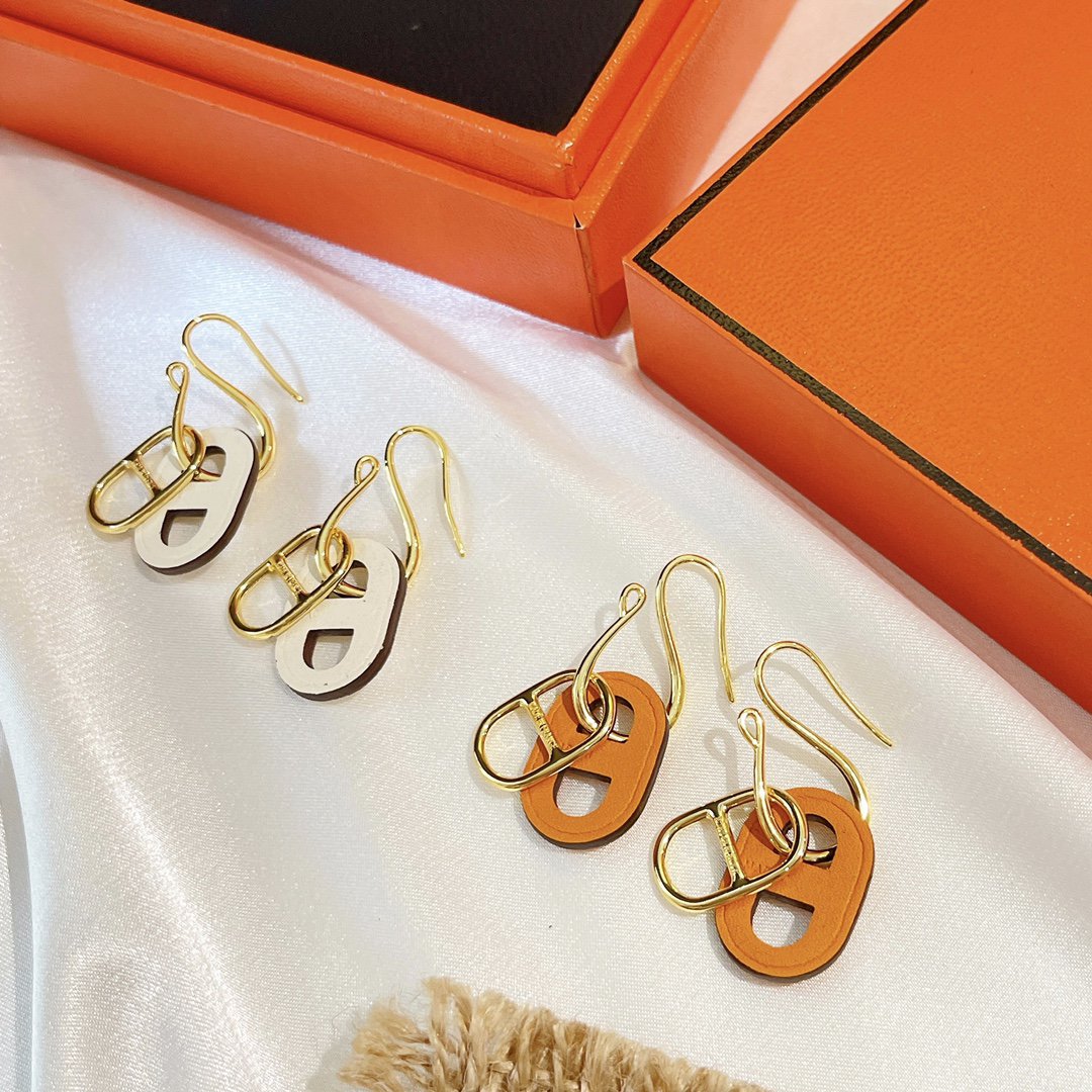 ¡®Veyra Jewelry¡¯HM O'MAILLON GOLD EARRINGS