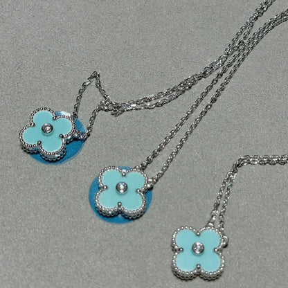 ¡®Veyra Jewelry¡¯CLOVER 1 DIAMOND LIGHT BLUE SILVER NECKLACE