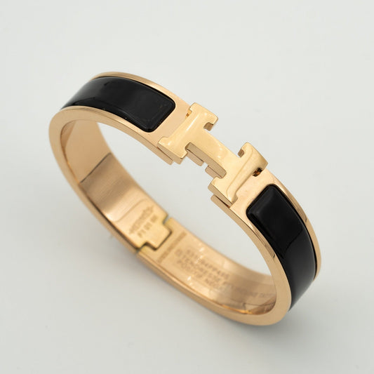 ¡®Veyra Jewelry¡¯H BLACK BRACELET