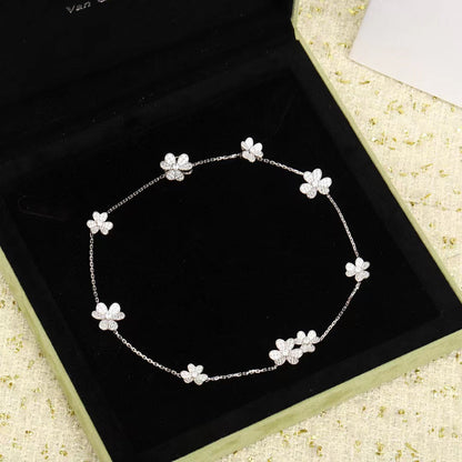 ¡®Veyra Jewelry¡¯FRIVOLE SILVER 9 FLOWERS NECKLACE