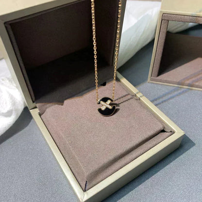 ¡®Veyra Jewelry¡¯JEUX DE ROSE GOLD DIAMOND NECKLACE