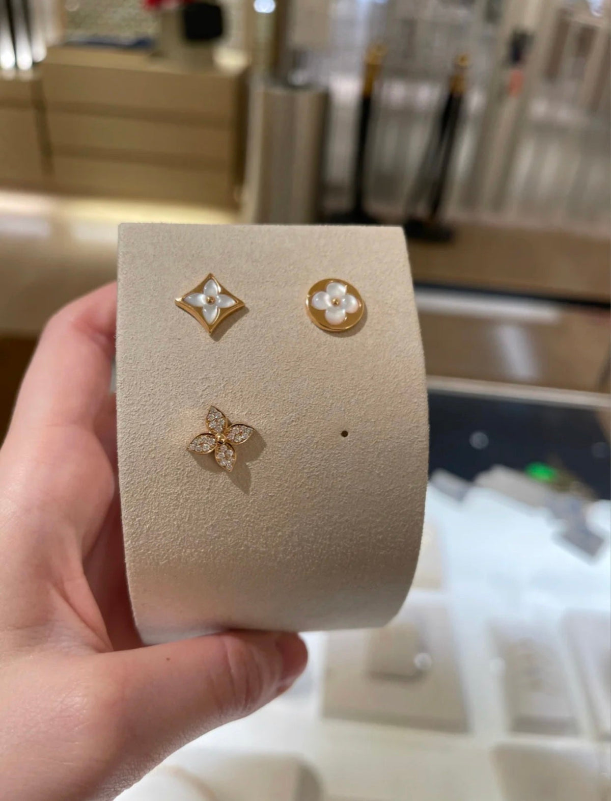 ¡®Veyra Jewelry¡¯STAR BLOSSOM STUD EARRINGS PINK GOLD DIAMONDS