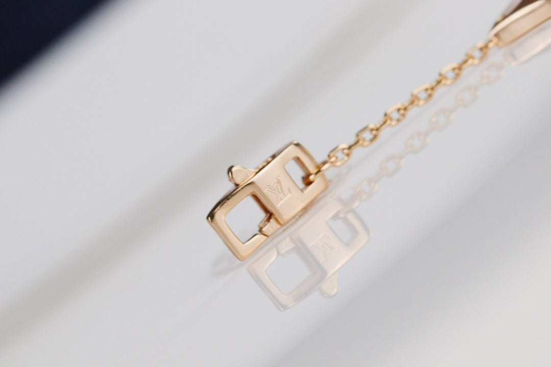 ¡®Veyra Jewelry¡¯LEAF CLOVER BRACELET