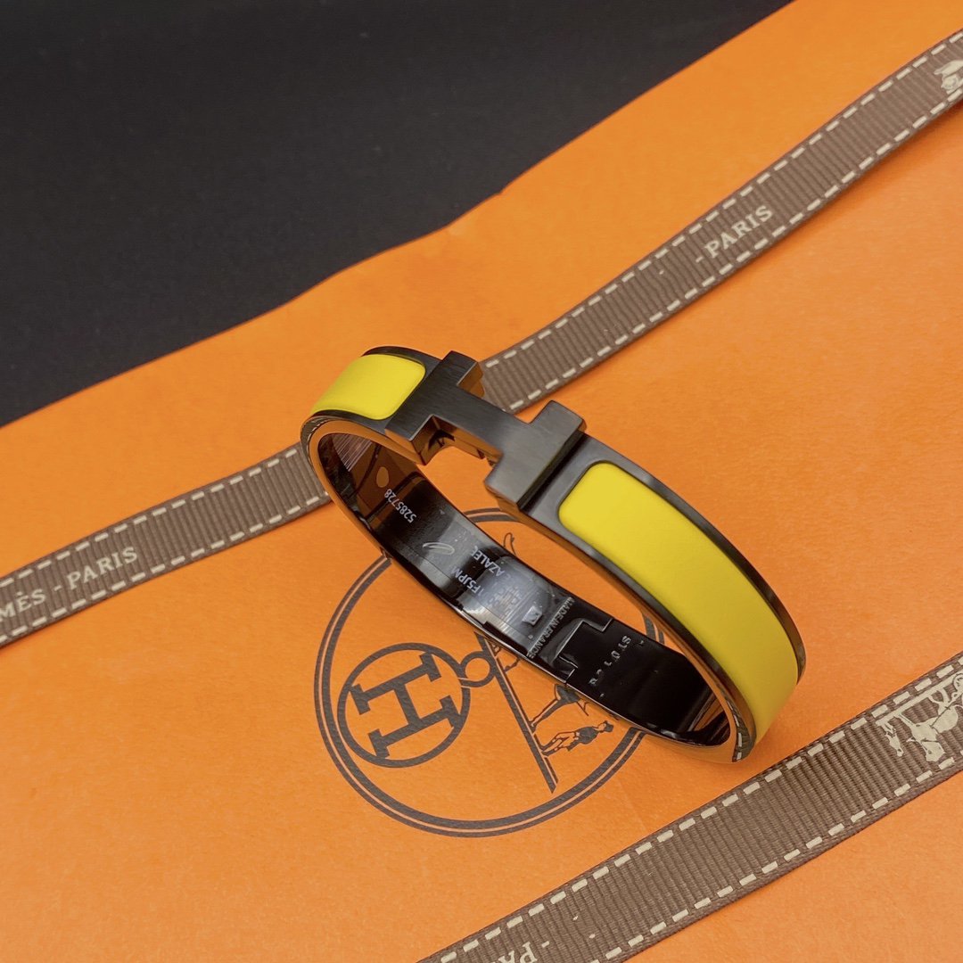 ¡®Veyra Jewelry¡¯CLIC HM SO BLACK YELLOW BRACELET