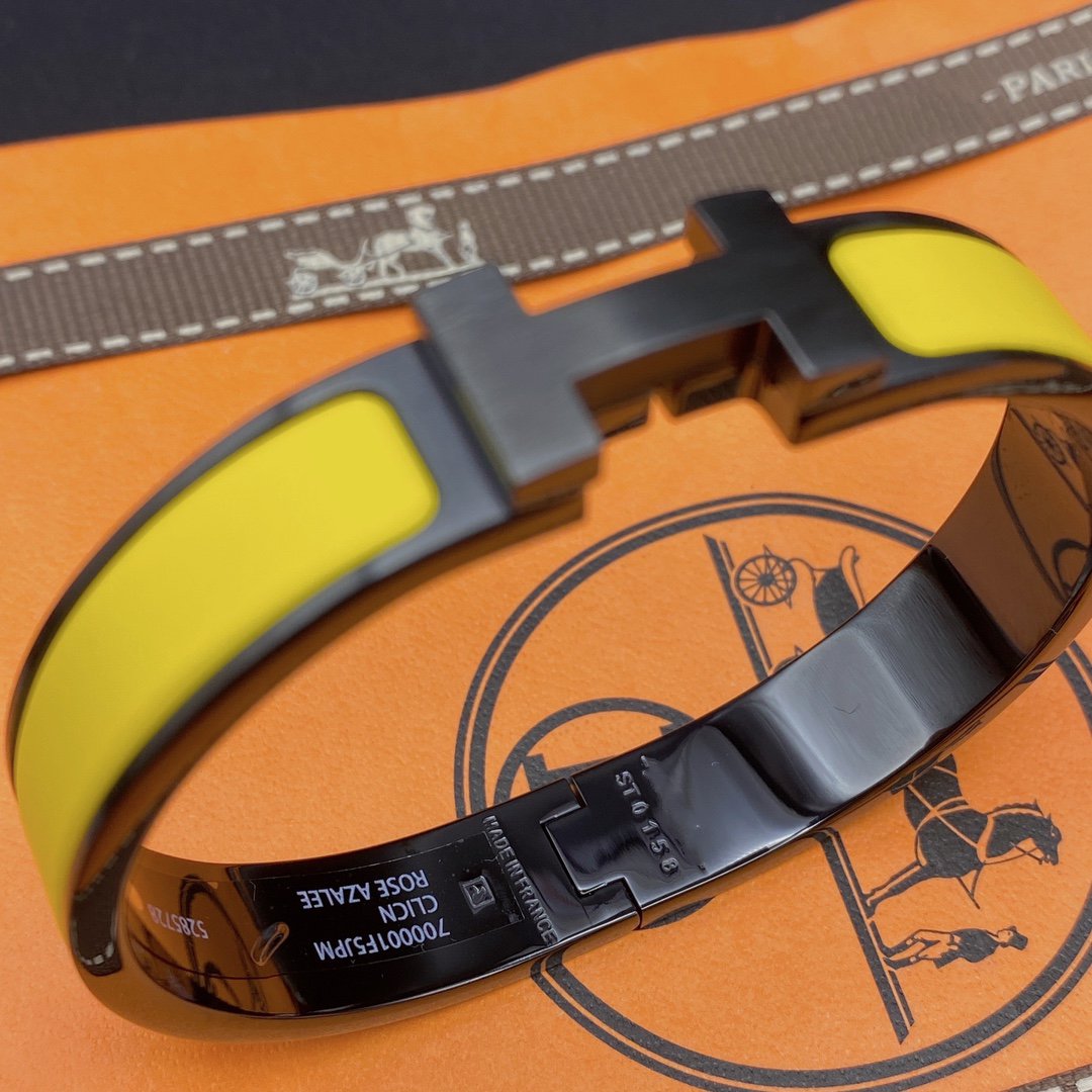 ¡®Veyra Jewelry¡¯CLIC HM SO BLACK YELLOW BRACELET
