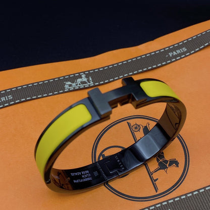 ¡®Veyra Jewelry¡¯CLIC HM SO BLACK YELLOW BRACELET