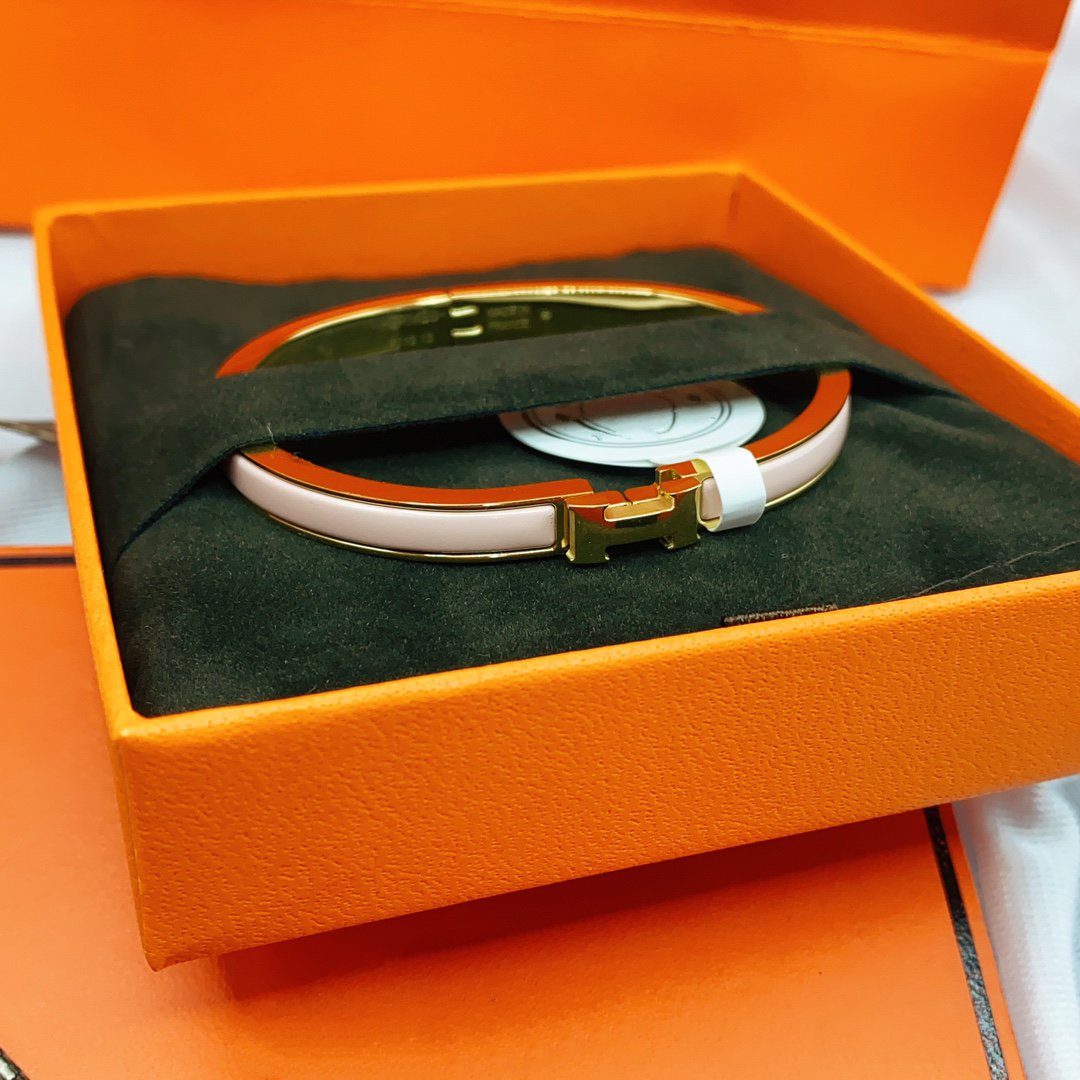 ¡®Veyra Jewelry¡¯CLASSIC HM CLIC  PINK 8MM ENAMEL BRACELET
