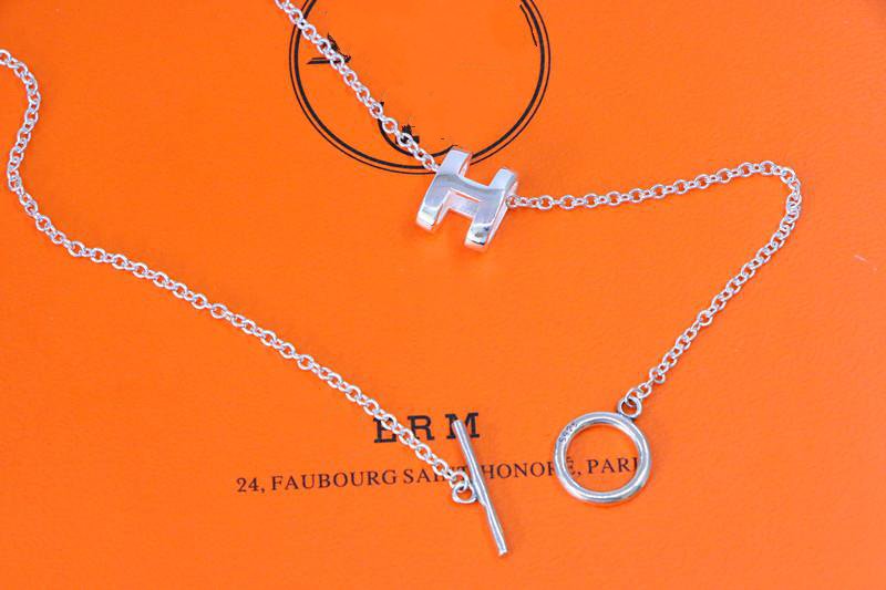 ¡®Veyra Jewelry¡¯HM NECKLACE H LETTER OVAL SERIES