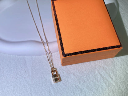 ¡®Veyra Jewelry¡¯HM ADVANCED NICHE LOCK HEAD NECKLACE DIAMONDS
