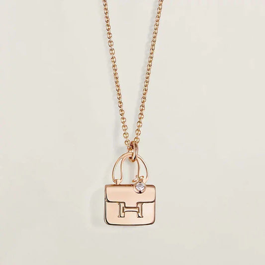 ¡®Veyra Jewelry¡¯AMULETTE PEDANT ROSE GOLD NECKLACE