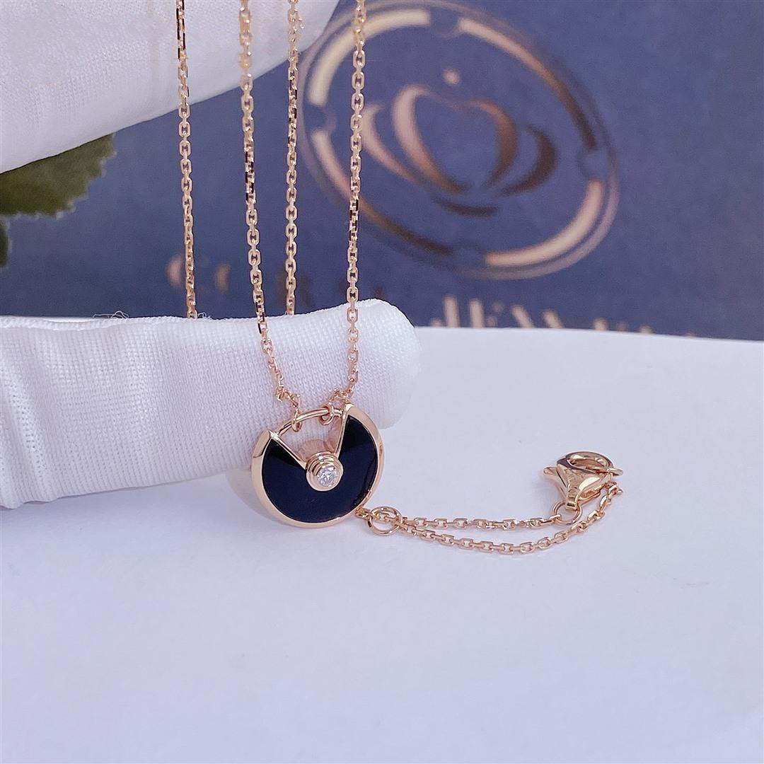 ¡®Veyra Jewelry¡¯AMULETTE ROSE GOLD ONYX NECKLACE