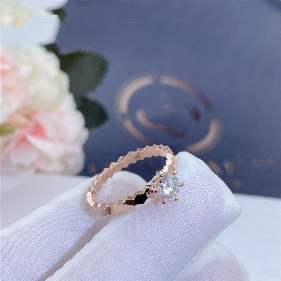 ¡®Veyra Jewelry¡¯BEE LOVE RING PINK GOLD 1 DIAMOND