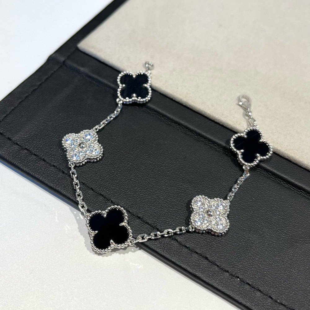 [Veyra Jewelry]New CLOVER 5 MOTIF ONYXS BRACELET COLLECTION