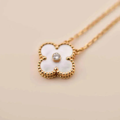 ¡®Veyra Jewelry¡¯CLOVER 15MM DIAMOND WHITE FRITILLARIA NECKLACE