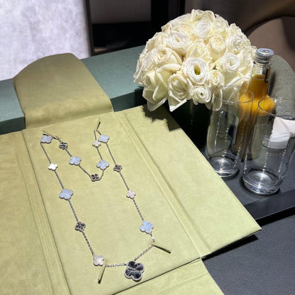 [Veyra Jewelry]DETACHABLE CLOVER 15(11+4) FLOWER SILVER NECKLACE SET