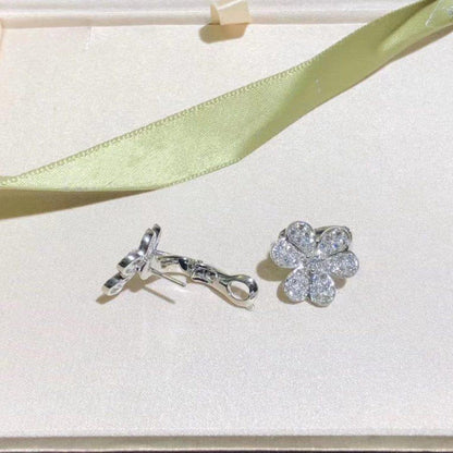¡®Veyra Jewelry¡¯FRIVOLE SILVER FLOWER DIAMOND EARRINGS