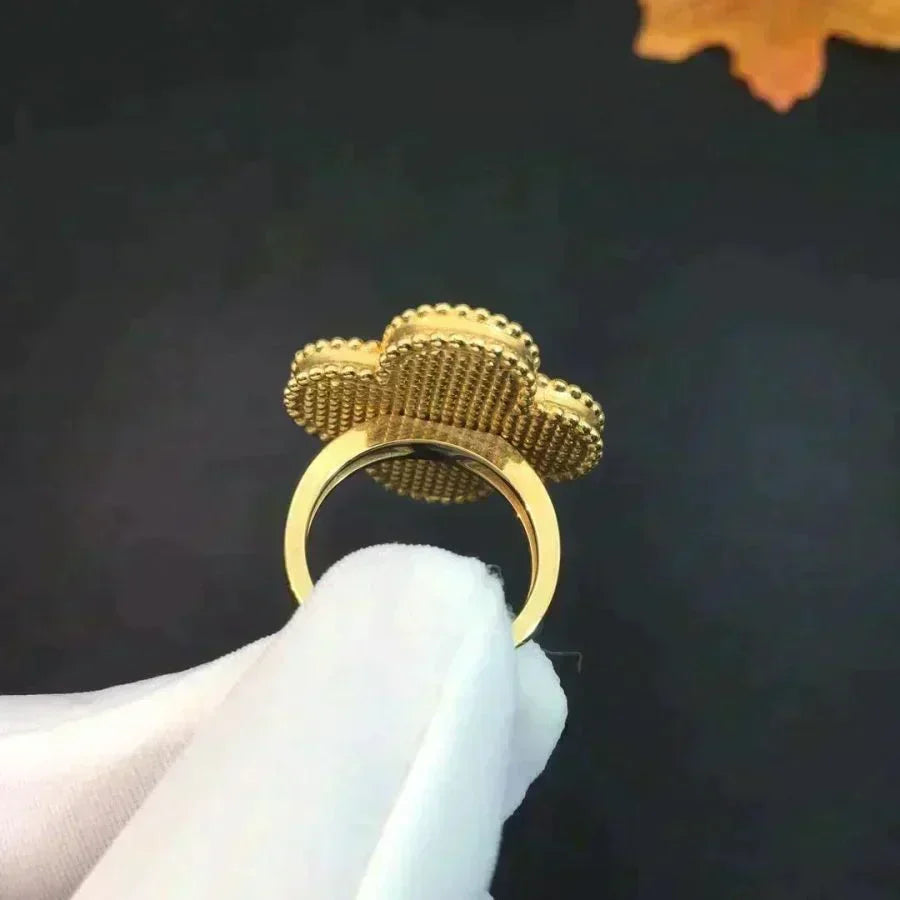 ¡®Veyra Jewelry¡¯CLOVER MALACHITE RING
