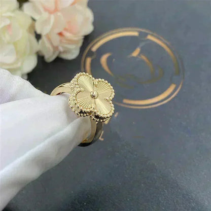 ¡®Veyra Jewelry¡¯CLOVER GOLD RING