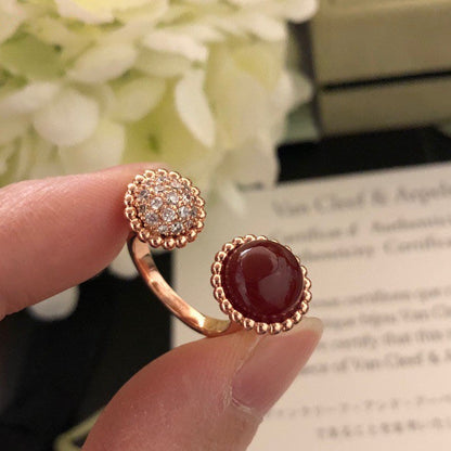 ¡®Veyra Jewelry¡¯PERLEE COULEURS DIAMOND ROSE GOLD BETWEEN THE FINGER RING