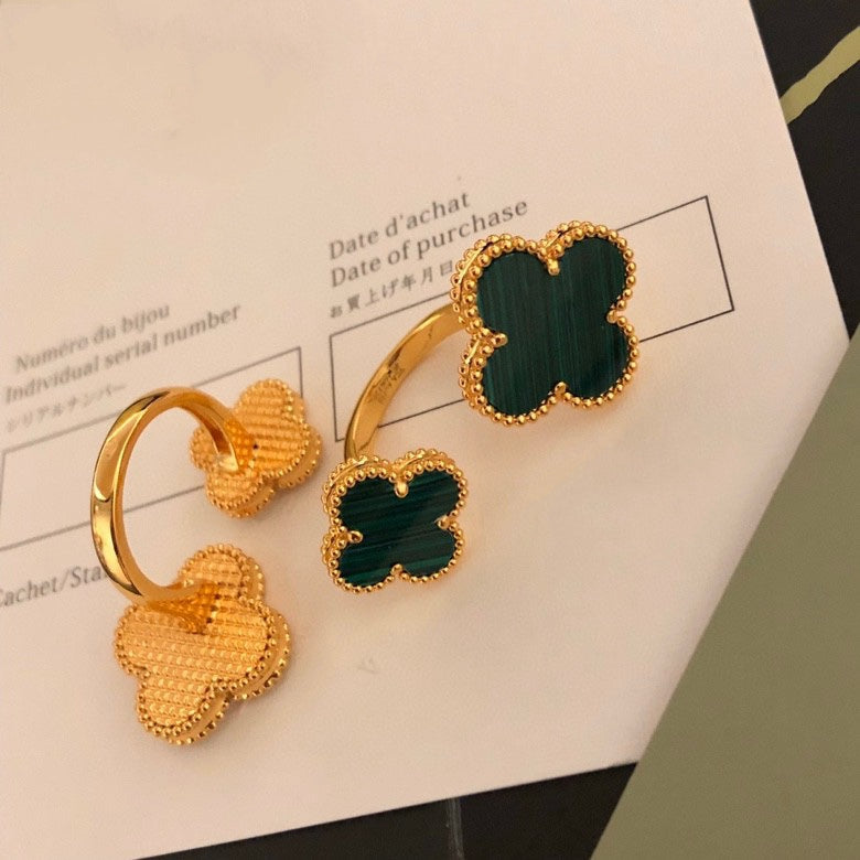 ¡®Veyra Jewelry¡¯CLOVER BETWEEN THE FINGER RING